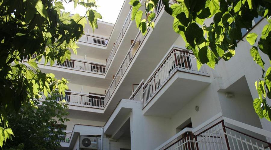 Hotel Armonia โยเรตเดมาร์ ภายนอก รูปภาพ